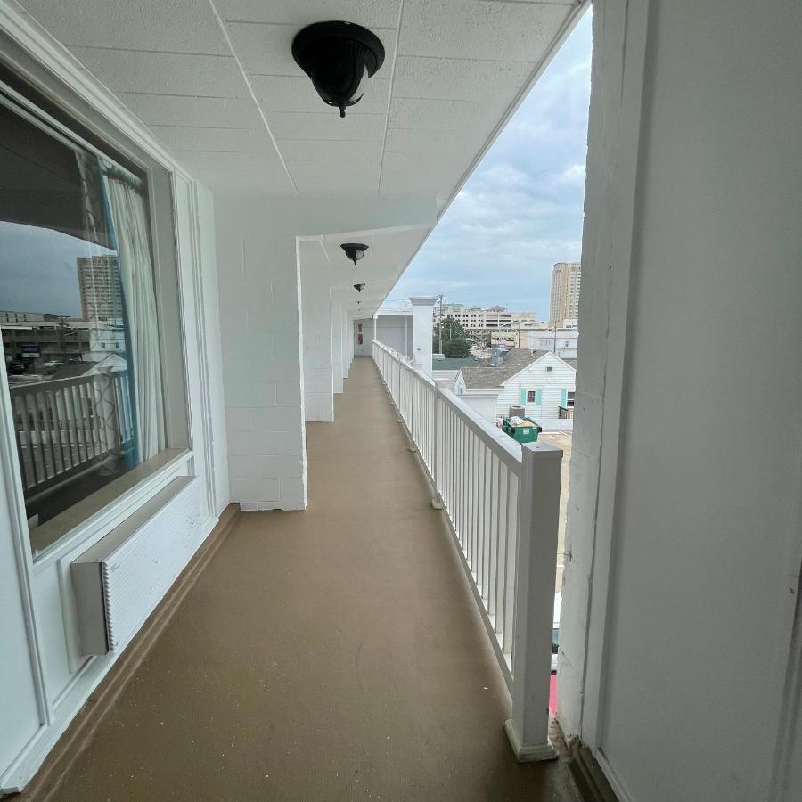 Hotel Oceans 2700 Virginia Beach Exterior foto